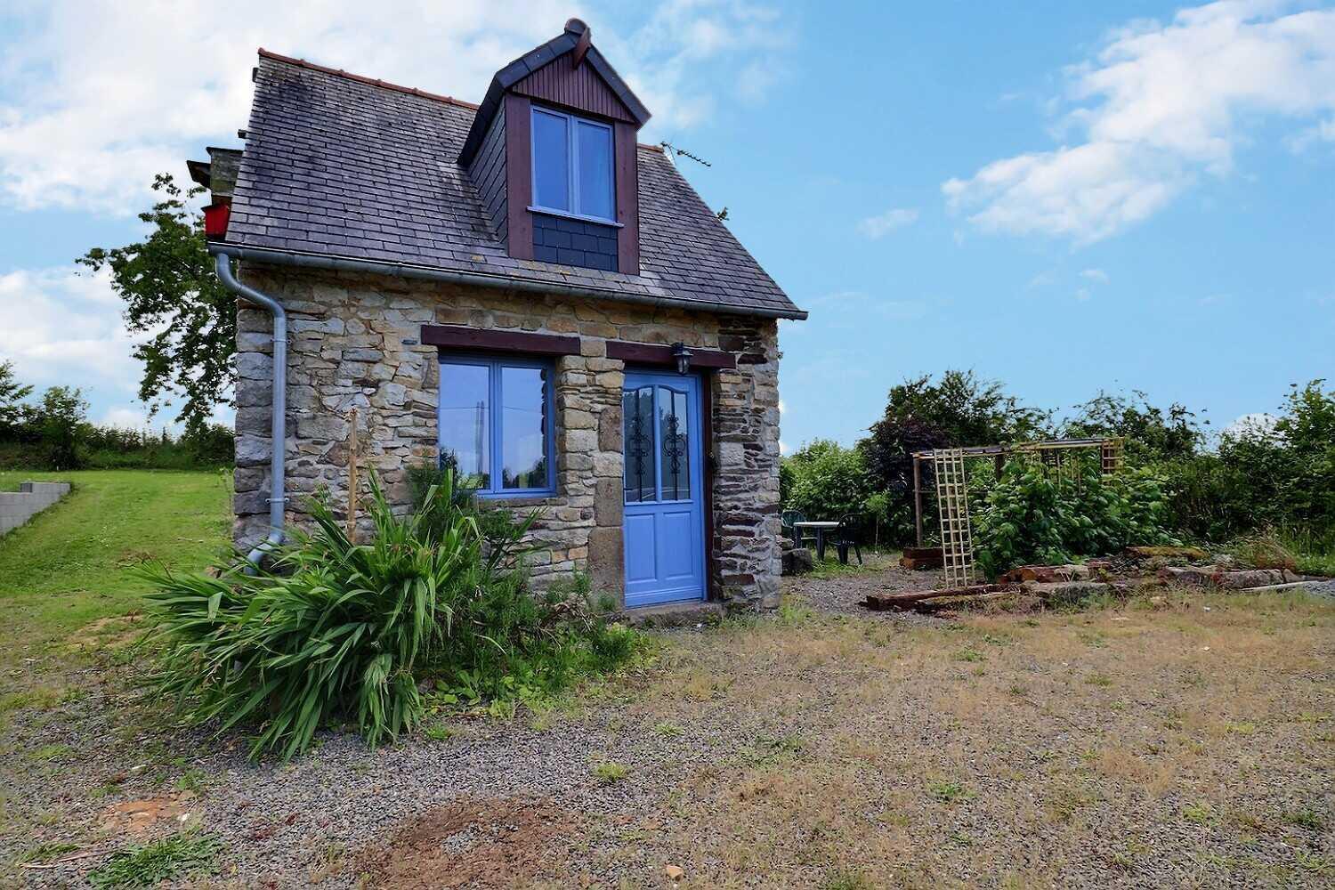 La Petite Maison Bleue Les Portes du Coglais Εξωτερικό φωτογραφία